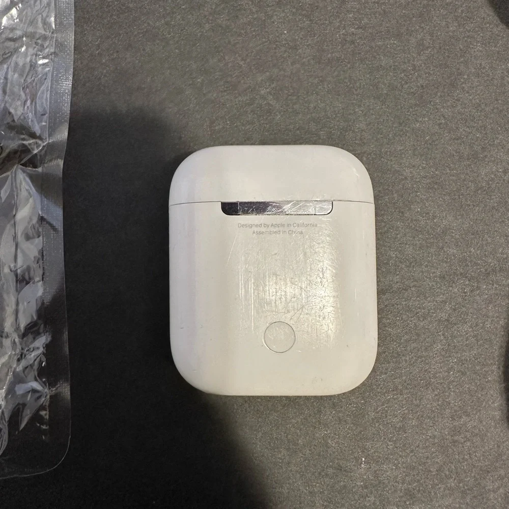 Apple AirPods 1st Generation